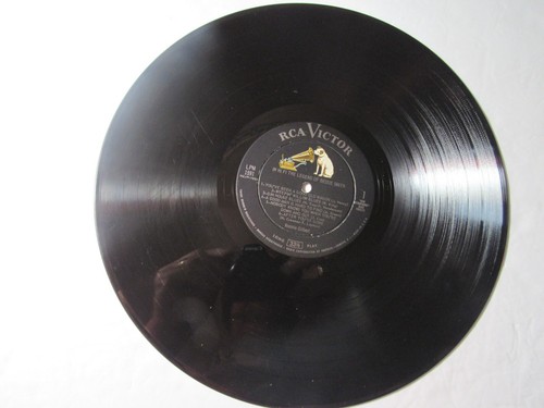 The Legend of Bessie Smith, Ronnie Gilbert, RCA Victor LPM 1591, Mono, 1958, VG+ - Picture 3 of 4