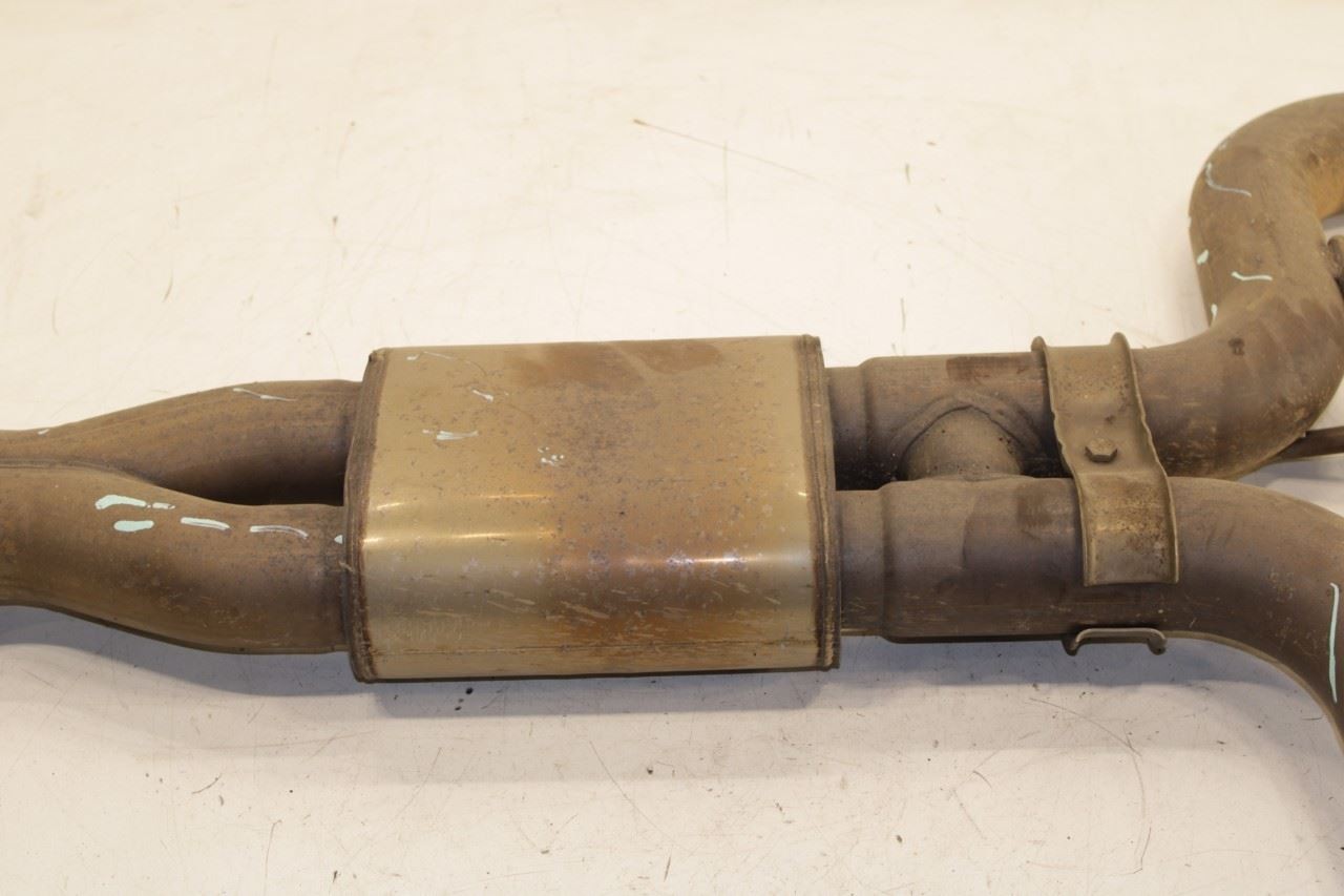 2014-2020 Maserati Ghibli S Q4 3.0L Exhaust Center Muffler Resonator Pipe *ReaD*