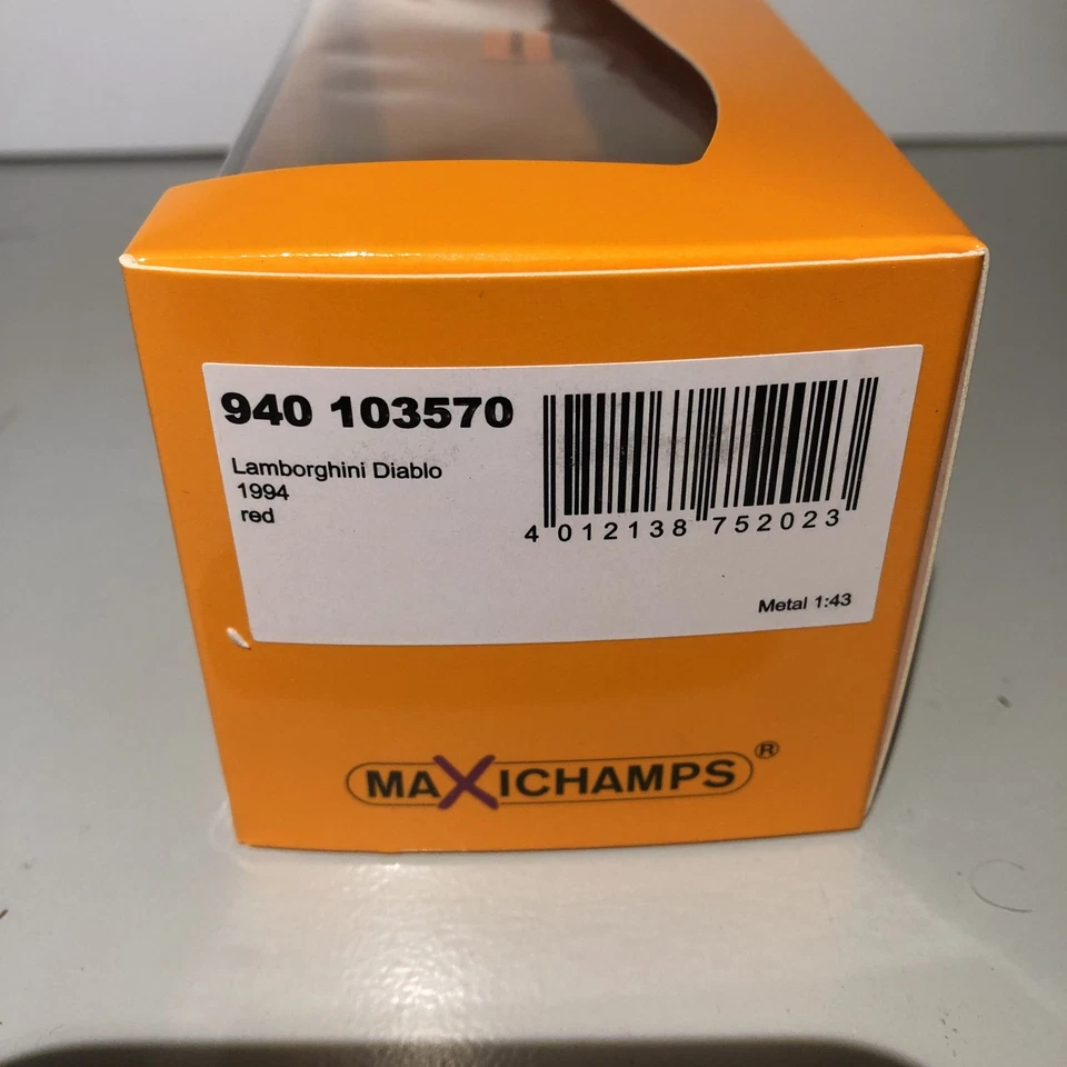Lamborghini Diablo 1994 Red Maxichamps by Minichamps 1:43 New in Box - Image 4 of 4