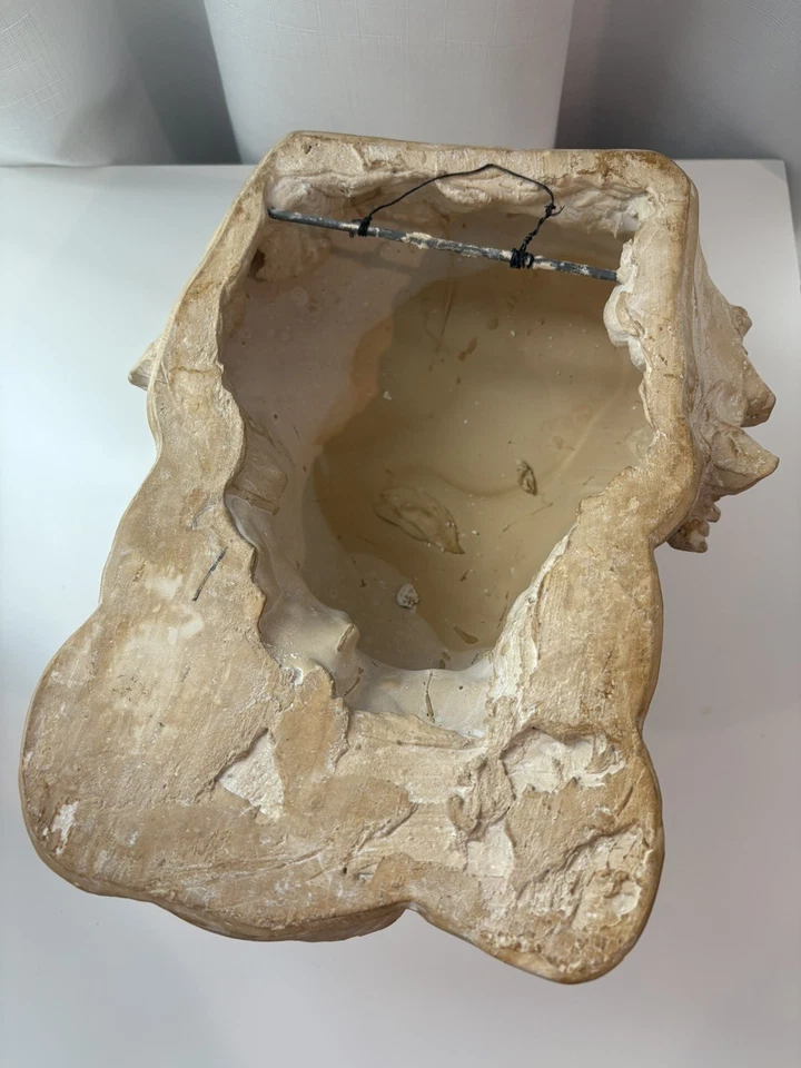 Frederick Hart 1991 Mark Twain Bust For Levenger Plaster Sculpture Signed - Image 4 of 4