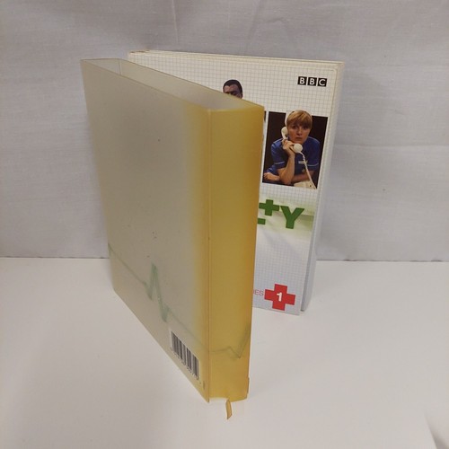 CASUALTY DVD Boxset Series 1, 2 & 3 Boxsets RARE DVD's 80's 90's TV BBC - Foto 9 di 19