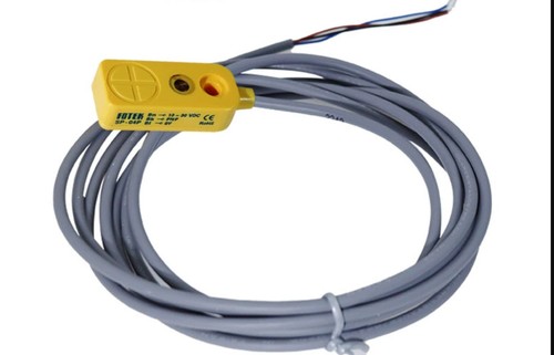 1 PCS NEW Fotek SP-04P proximity switch free shipping - Picture 2 of 3