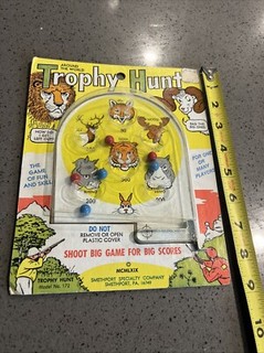 Trophy Hunt Pinball Game Around The World Model No. 172 Smethport 1969 Vintage