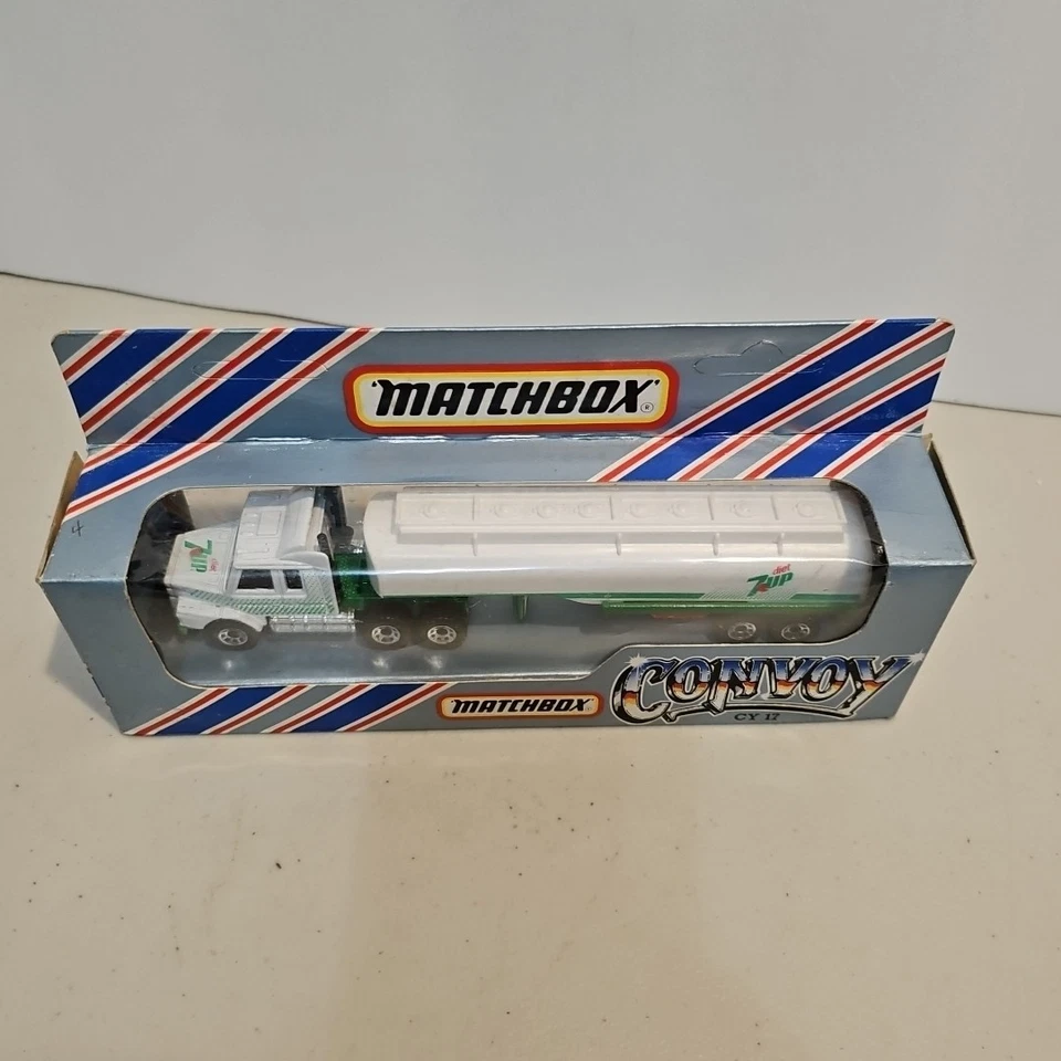 1983 Matchbox Convoy DIET 7UP SCANIA TANKER TRACTOR TRAILER #CY17  - Image 2 of 4