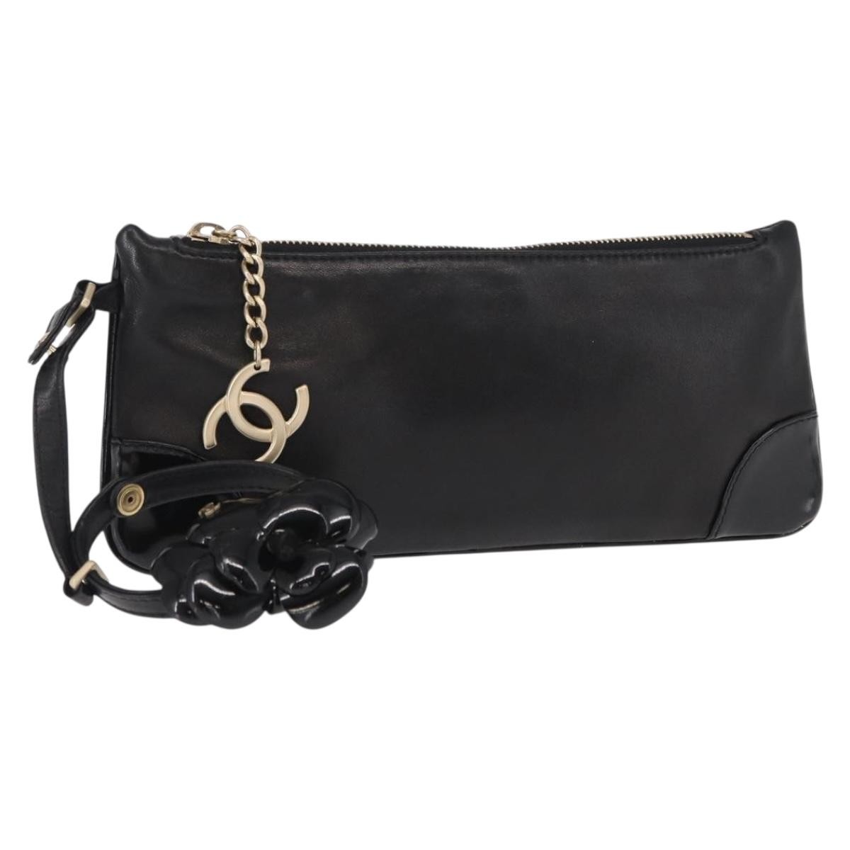 Chanel Camellia Clutch Bag Leather Black Leather Clutche & Pouche Bag (Pre-Owned)