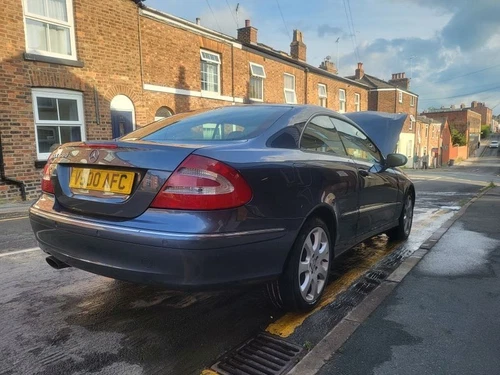 MERCEDES CLK500 V8 SALVAGE LIGHT DAMAGE RUN/DRIVES 114k MILES CHEAP CAR EASY FIX - Picture 3 of 16