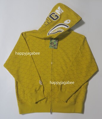 A BATHNIG APE Men's COLLEGE MONOGRAM RELAXED FIT SHARK FULL