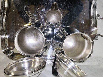 Plateau De Service En Métal Argenté Avec Poignées D.42cm - Armelle - Plateau