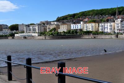 FOTO WESTON SUPER-MARE - MARINE SEE AM WASSERRAND VON KNIGHTGSTONE. 2012