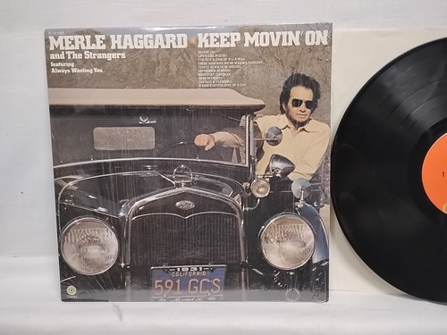 Merle Haggard Keep Movin' On Vinyl LP Capitol Records ST-511365 1975 - Picture 2 of 5