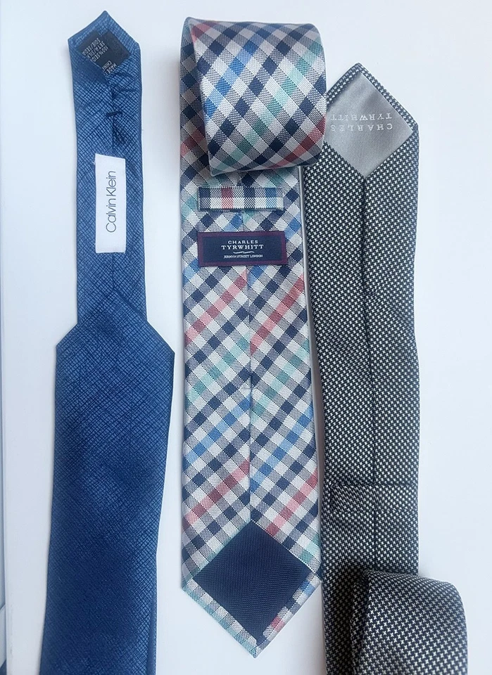 Krawatten Konvolut, 3 Designer-Krawatten, Topzustand, Calvin Klein e.a. - Bild 1 von 1