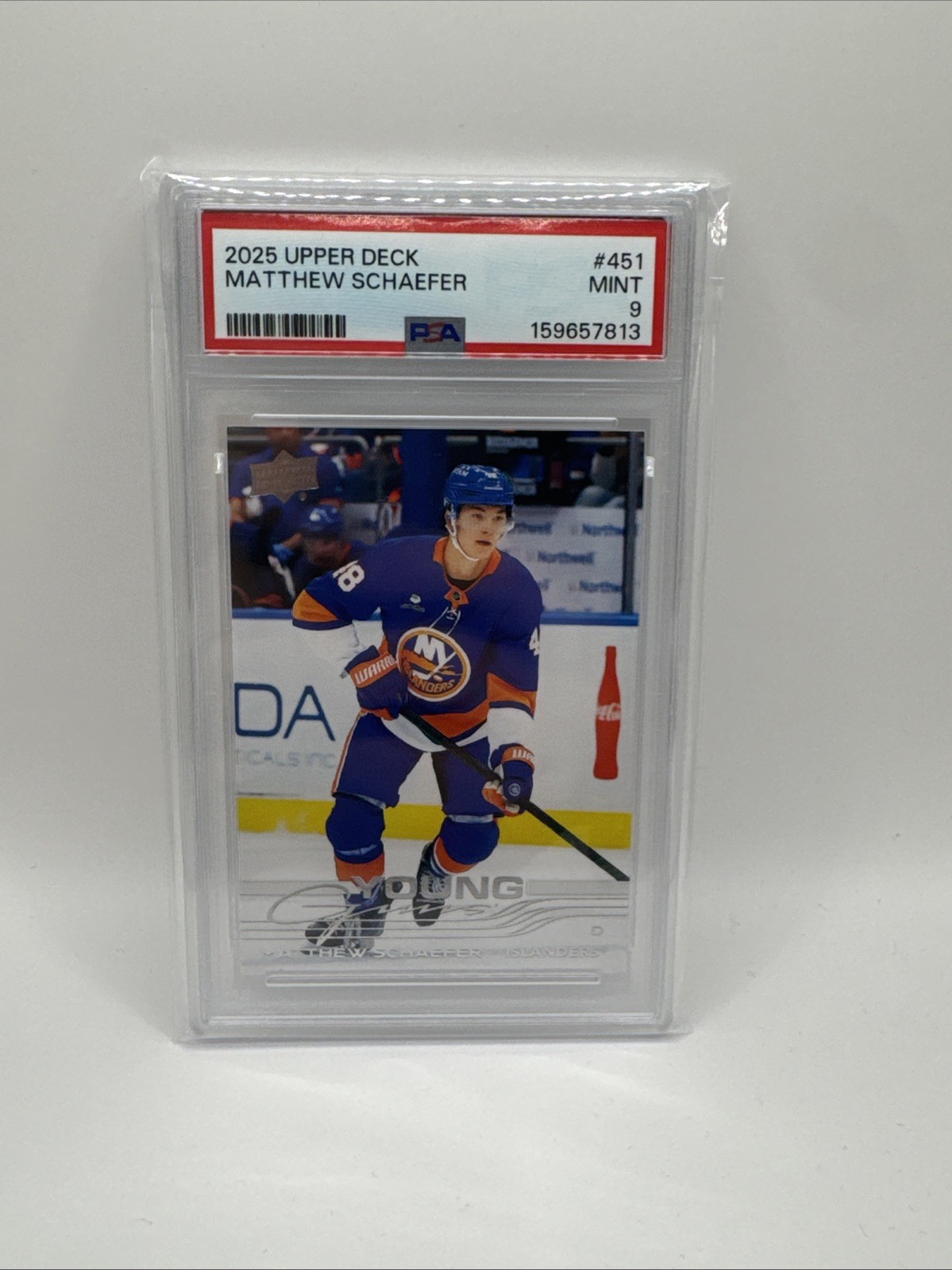 2025-26 Upper Deck Series 2 - Young Guns Matthew Schaefer #451 (RC)