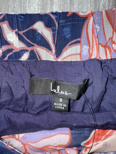 Neu mit Etikett Lulus zweiteiliges Rockset mit Blumenmuster durch die Blumen schwebend Small - Bild 9 von 13