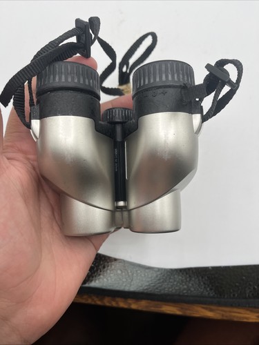 Nikon Medallion S 8x21 6,3º Kompakt Fernglas mit Tasche ultraleichtes Etui - Bild 5 von 11