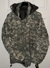 Gen III ECWCS Extreme Cold Weather/Wet Jacket Small Regular Gore-Tex