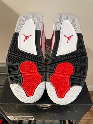 Jordan 4 Red Cement Retro Size 9.5 DH6927-161 NEW White Fire Black
