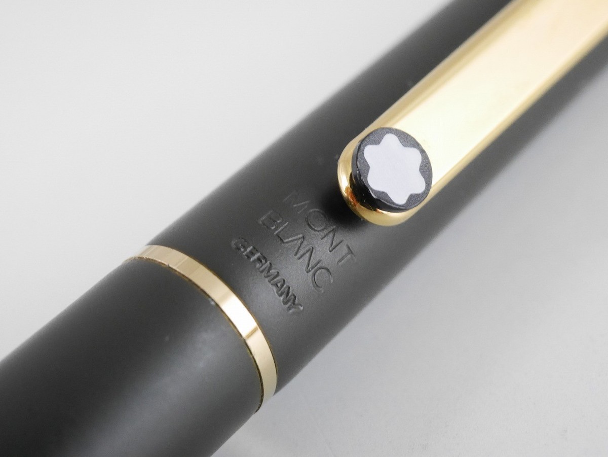 Montblanc Slim line Dark Green Mechanical Pencil RARE FREE