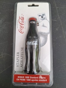 New 1998 Coca Cola Stapler with Bonus 1000 Standard Staples Coke Collectable