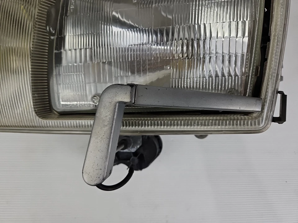 Faro antiniebla izquierdo conductor 86-91 mercedes w126 350sdl 300se 560sel Foto 2 de 4