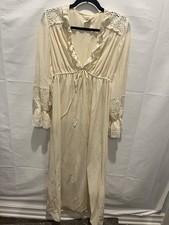 vintage gilligan o'malley nightgown Size L.lace,granny core,cottagecore