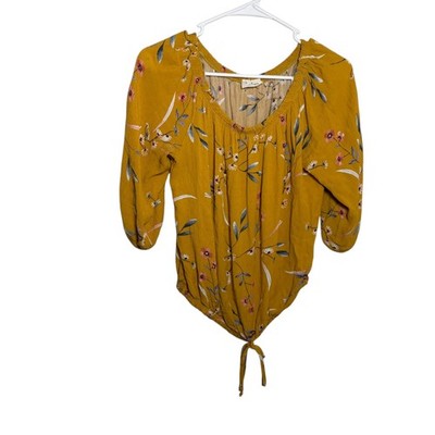 Free Kisses Blouse Women's Large Yellow Floral Mustard 3/4 Sleeve Tie Crop Top