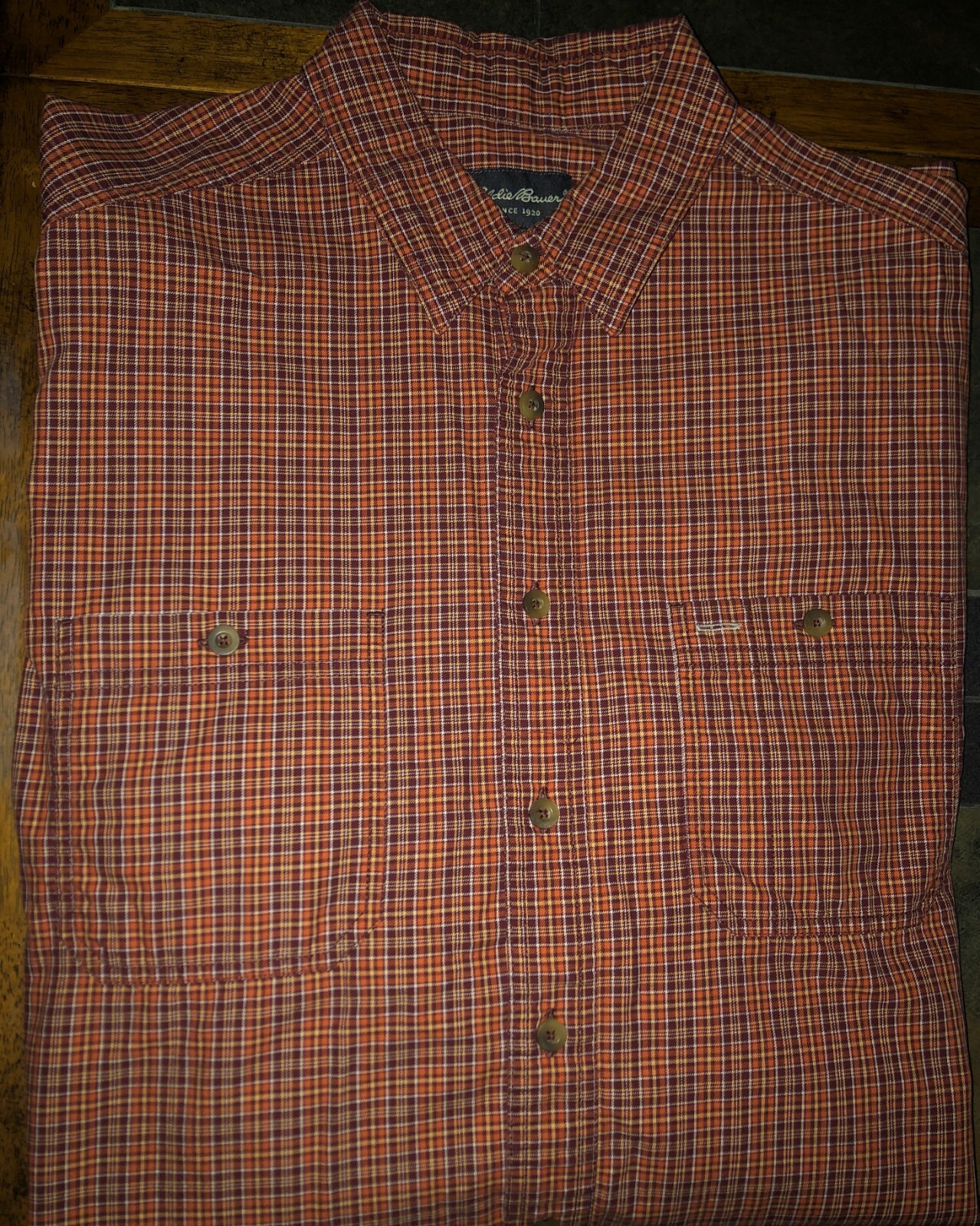 Men's Eddie Bauer Plaid Long Sleeve Button-Down Shirt Size Large - Excellent Condition