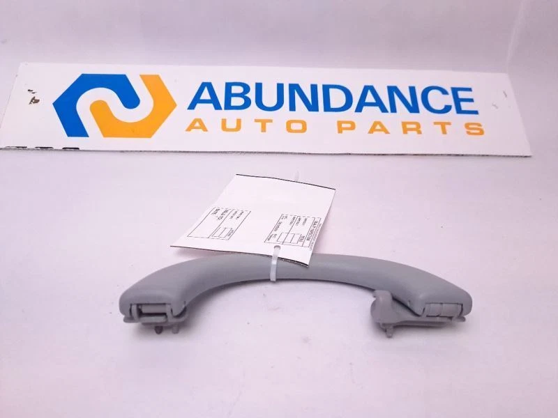 MANIJA DE AGARRE DE TECHO DEL CONDUCTOR TRASERO para MERCEDES-BENZ E500 2003-2006 Foto 3 de 3