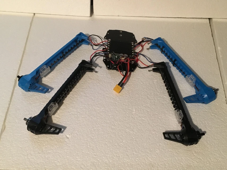 Piezas de repuesto para drones cuadricóptero Iris+ 3 puertas - Placa de alimentación con conjuntos de brazo/motor Foto 2 de 2