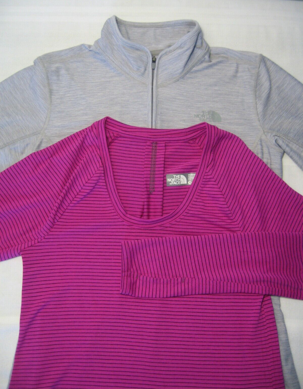 Set of 2 Women’s NORTH FACE Long Sleeve Shirts – Size Small