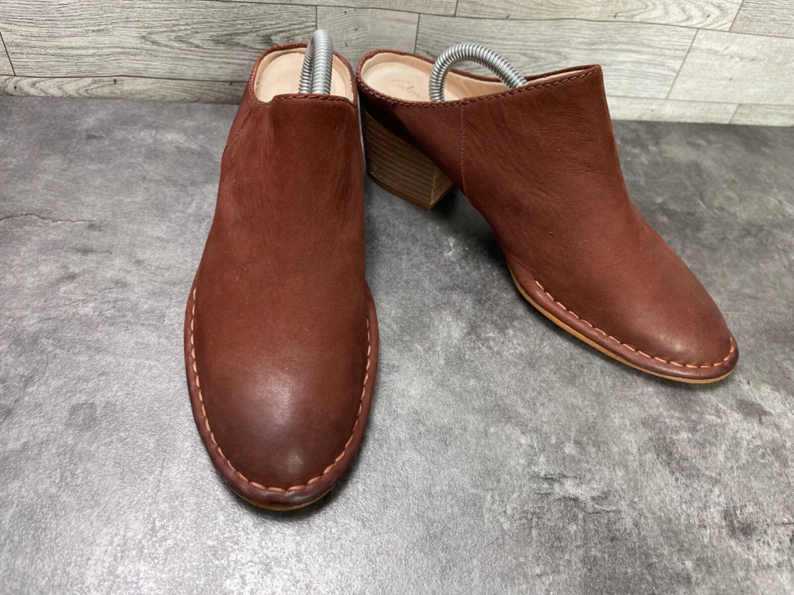 Zoccoli Clarks Mules donna 9M Spiced Isla ammortizzati pelle marrone tacco antiscivolo