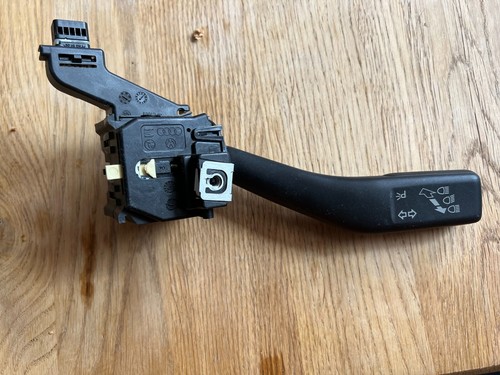 Audi A3 8P / VW Golf 5 Blinker Schalter Blinkhebel 1K0953513 / 1K0953513E