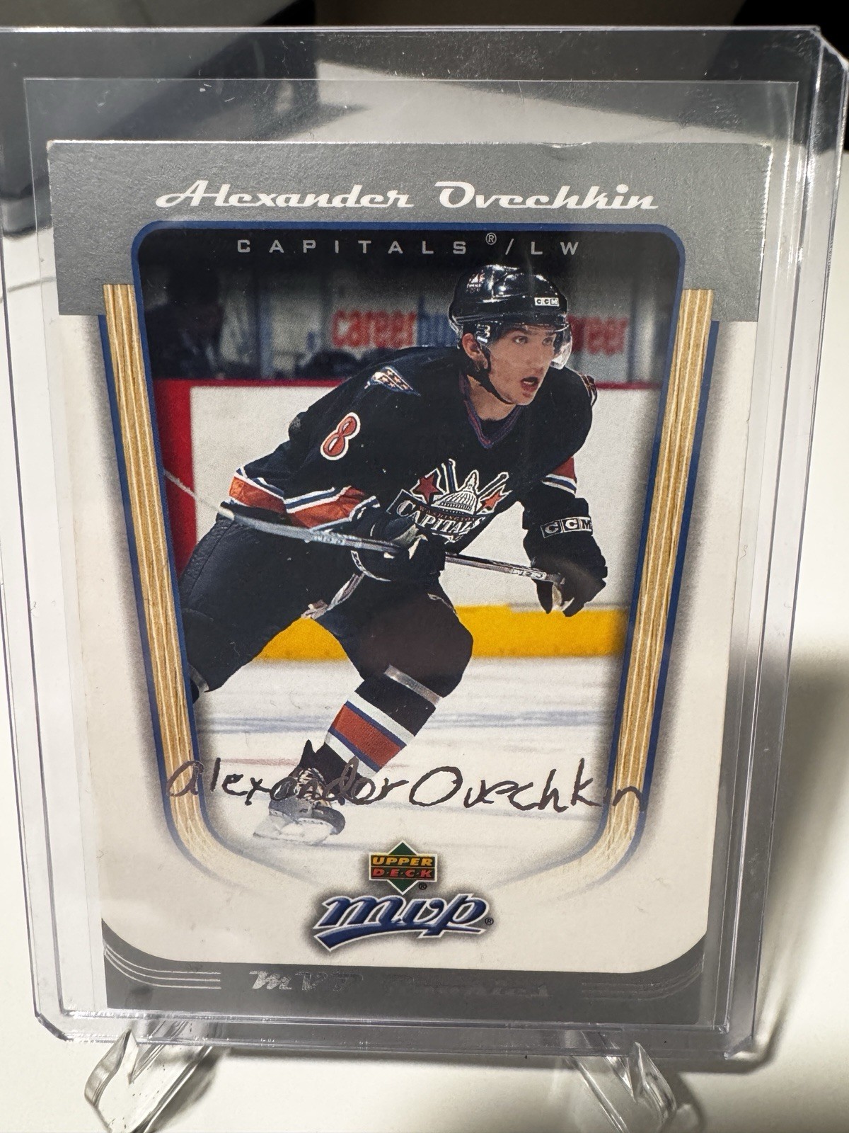 2005 UPPER DECK MVP #394 ALEXANDER OVECHKIN RC ROOKIE (little chip, see photo)
