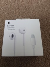 Apple iPhone Original EarPods Headphones with Lighting Connector