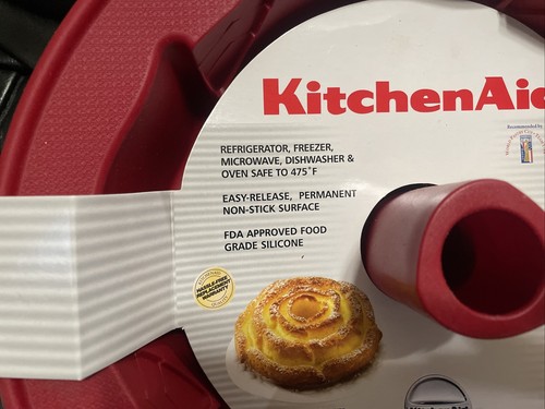 Kitchen Aid Silicone Rose Bundt Cake or Gelatin Pan Mold Bakeware-Red Jello Mold - Picture 3 of 12