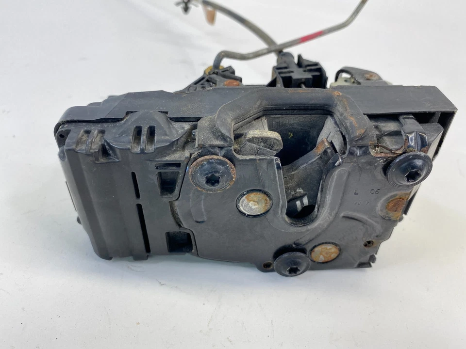 2005 2006 Pontiac G6 Sedan Back Rear Left Door Lock Latch Actuator 15233567 OEM - Image 4 of 4