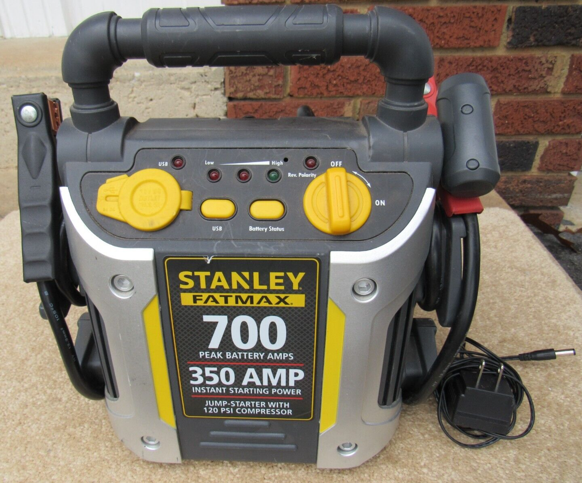 Stanley Fatmax J7CSR 700 Peak Amp Jump Starter Compressor USB