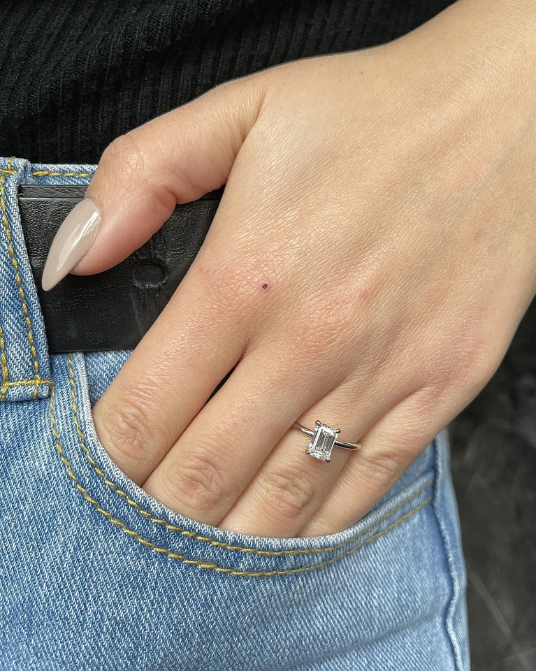 IGI Diamond Engagement Ring VVS2 D Emerald Cut 1.50 Ctw Lab Created Special - Image 2 of 4