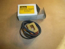 Parker / Decco P1209601 Solenoid Coil -120/60Hz    NEW