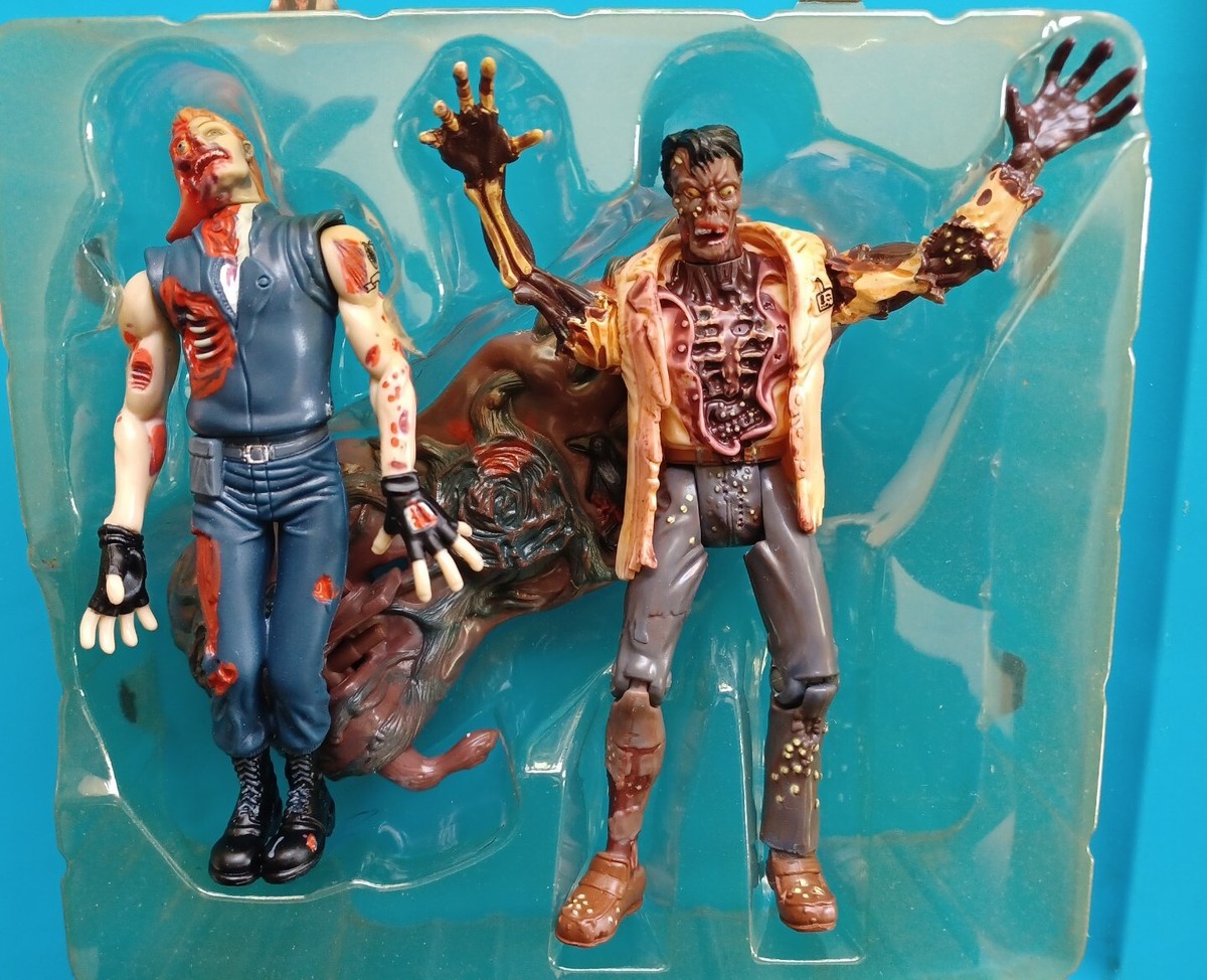 ToyBiz 1998 Capcom Resident Evil Forest Speyer & Lab Coat Zombie