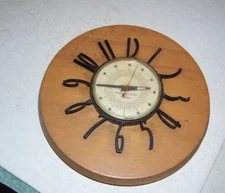 VINTAGE RETRO GENERAL ELECTRIC GE TELECHRON WALL CLOCK MODEL 2H59, mid century