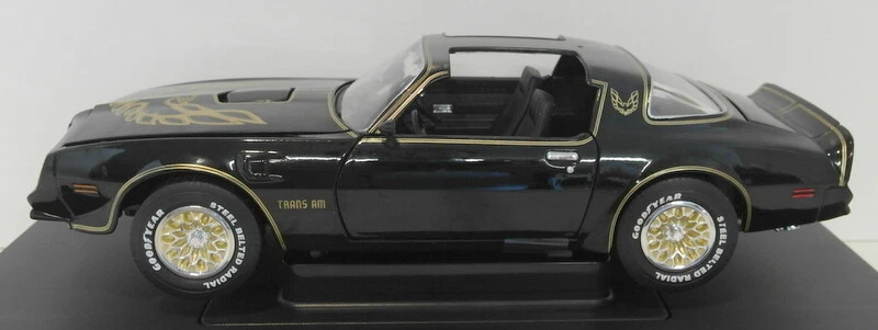 Ertl 1/18 Scale Diecast 36685 - Smokey & The Bandit Pontiac Trans Am Black - Image 2 of 4