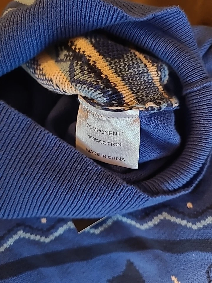 Hard Rock Hotel Casino Tulsa Blue Snowflake Winter Sweater Mens Size Large NWT - Image 4 of 4