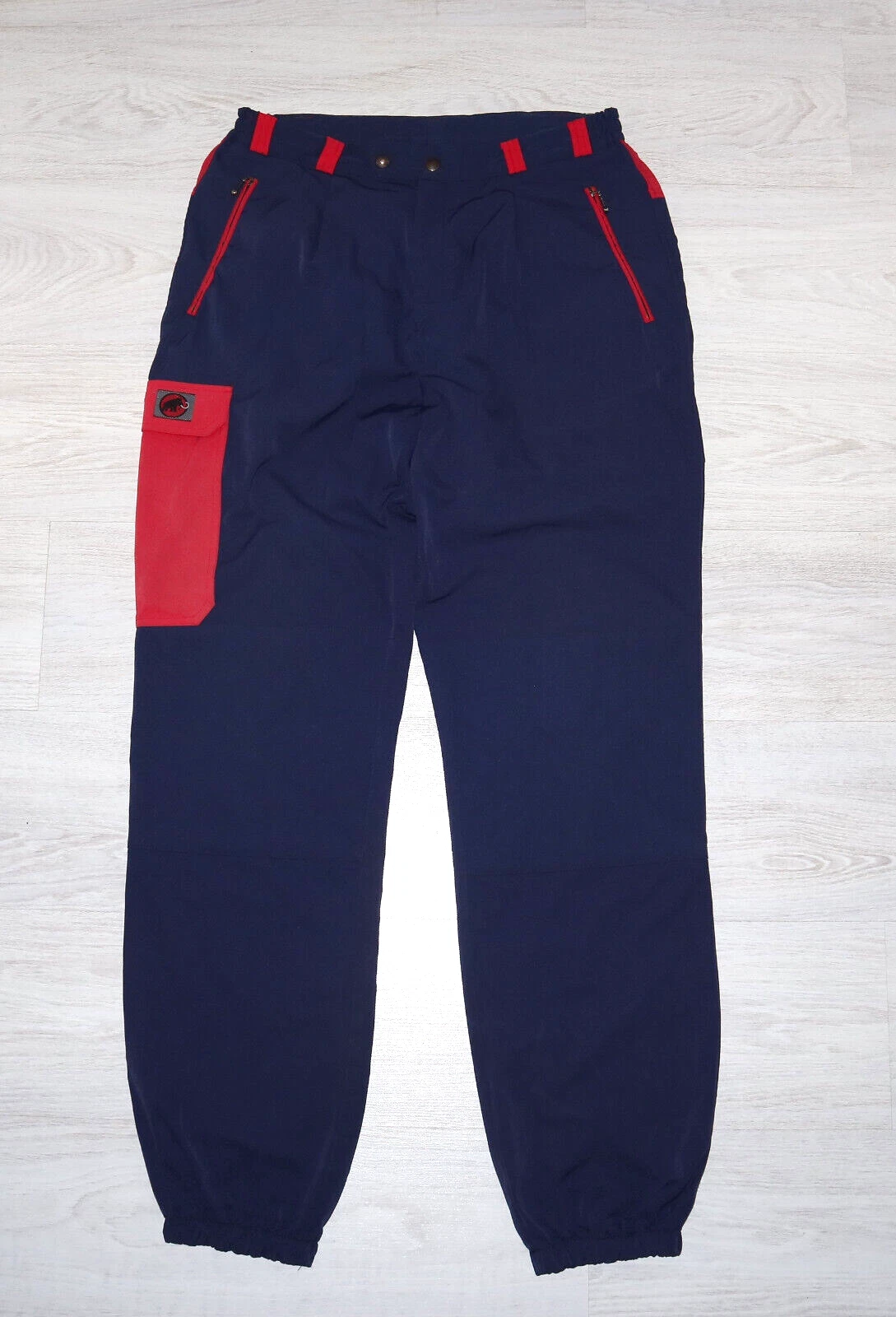 MAMMUT Mens Vintage Schoeller Dynamic Trekking Pants Size 54
Opens in a new window or tab