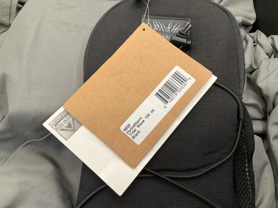 Blackhawk Hydrastorm Tidal Rave 100 oz Hydration Pack Black Hiking Cycling Run - Image 3 of 4