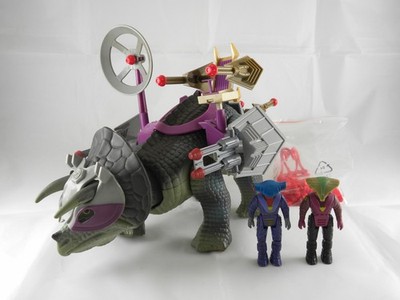 Tyco Dino-Riders Rulon Triceratops mit Hammerhead und Sidewinder