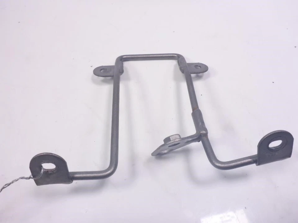 Крепежный кронштейн для измерителя 07 Ducati S4R S - Изображение 2 из 4