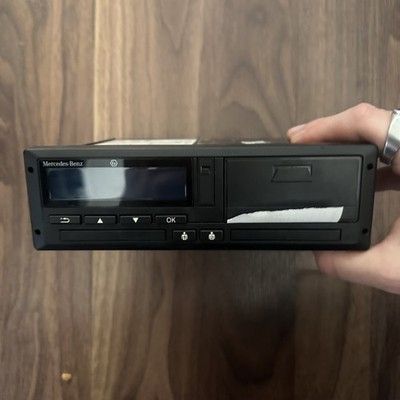 VDO DTCO 4.0e Fahrtenschreiber ATEX ADR GNSS DSRC 24V Mercedes A003446