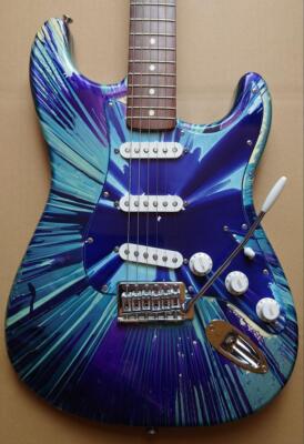 世界300本限定 美品 メンテ済 Fender MEXICO HANABI Fender Mexico HANABI Stratocaster 2003 - Geek IN Box