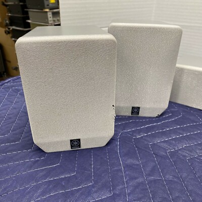 YAMAHA NX-C270 & NX-E270 CENTER AND SATELLITE SPEAKERS