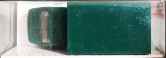 BUSCH 47920 Iveco Daily "Sternquell" - scala H0 - Immagine 4 di 4